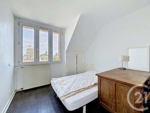 Appartement T3 à vendre - 3 pièces - 42.0 m2 - RENNES - 35 - BRETAGNE - Century 21 Reine Immobilier