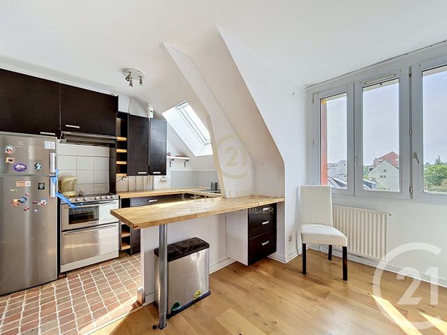 Appartement T3 à vendre - 3 pièces - 42.0 m2 - RENNES - 35 - BRETAGNE - Century 21 Reine Immobilier