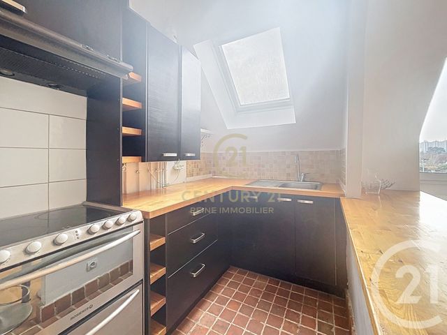 Appartement T3 à vendre - 3 pièces - 42.0 m2 - RENNES - 35 - BRETAGNE - Century 21 Reine Immobilier