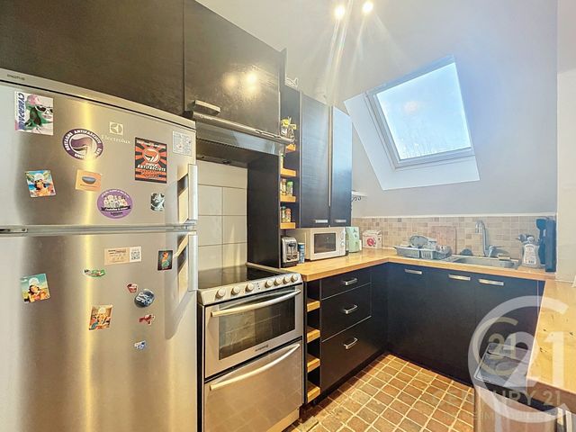 Appartement T3 à vendre - 3 pièces - 42.0 m2 - RENNES - 35 - BRETAGNE - Century 21 Reine Immobilier