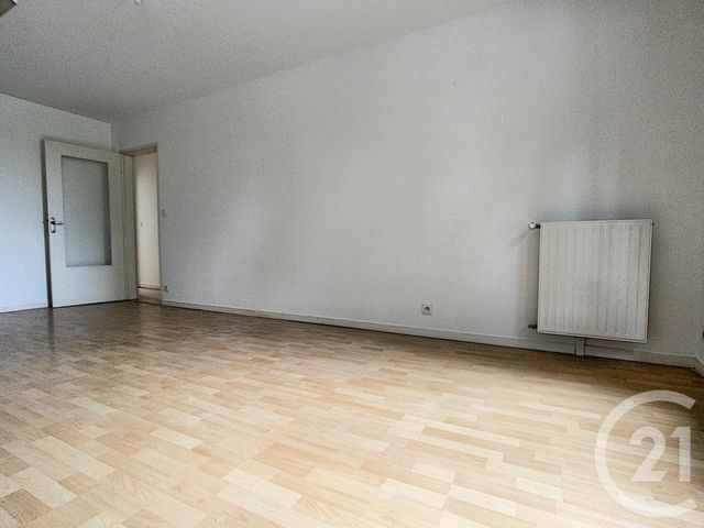 Appartement F3 à louer - 3 pièces - 65.93 m2 - ST JACQUES DE LA LANDE - 35 - BRETAGNE - Century 21 Reine Immobilier Appartement F3 à louer - 3 pièces - 65.93 m2 - ST JACQUES DE LA LANDE - 35 - BRETAGNE - Century 21 Reine Immobilier