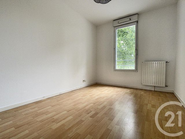 Appartement F3 à louer - 3 pièces - 65.93 m2 - ST JACQUES DE LA LANDE - 35 - BRETAGNE - Century 21 Reine Immobilier Appartement F3 à louer - 3 pièces - 65.93 m2 - ST JACQUES DE LA LANDE - 35 - BRETAGNE - Century 21 Reine Immobilier