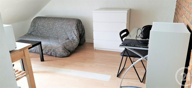 Appartement F2 à vendre - 2 pièces - 32.86 m2 - RENNES - 35 - BRETAGNE - Century 21 Reine Immobilier Appartement F2 à vendre - 2 pièces - 32.86 m2 - RENNES - 35 - BRETAGNE - Century 21 Reine Immobilier