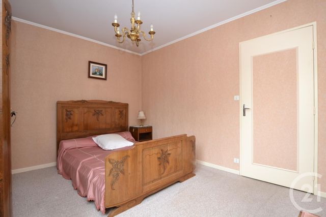 Afficher la photo en grand Appartement T4 à vendre - 4 pièces - 78.0 m2 - RENNES - 35 - BRETAGNE - Century 21 Reine Immobilier