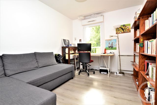 Afficher la photo en grand Appartement F5 à vendre - 5 pièces - 86.0 m2 - RENNES - 35 - BRETAGNE - Century 21 Reine Immobilier