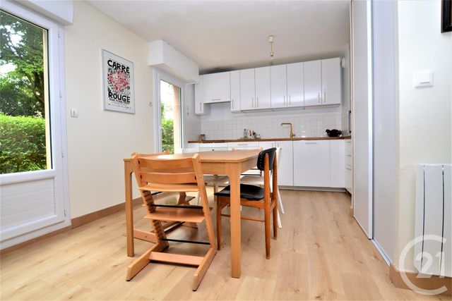 Afficher la photo en grand Appartement F5 à vendre - 5 pièces - 86.0 m2 - RENNES - 35 - BRETAGNE - Century 21 Reine Immobilier
