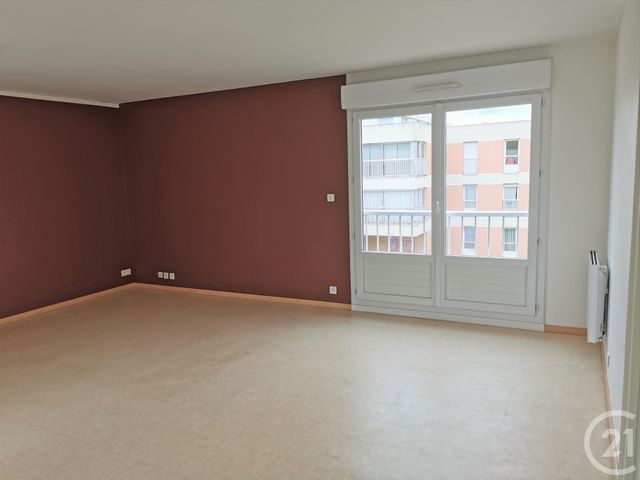 Appartement F3 à vendre - 3 pièces - 69.09 m2 - RENNES - 35 - BRETAGNE - Century 21 Reine Immobilier Appartement F3 à vendre - 3 pièces - 69.09 m2 - RENNES - 35 - BRETAGNE - Century 21 Reine Immobilier