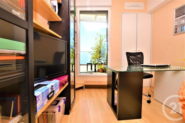 Appartement F4 à vendre - 4 pièces - 94.09 m2 - RENNES - 35 - BRETAGNE - Century 21 Reine Immobilier Appartement F4 à vendre - 4 pièces - 94.09 m2 - RENNES - 35 - BRETAGNE - Century 21 Reine Immobilier
