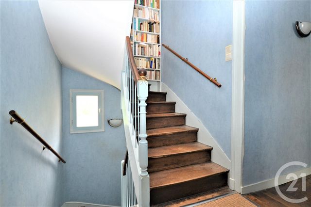 Afficher la photo en grand maison à vendre - 10 pièces - 195.0 m2 - RENNES - 35 - BRETAGNE - Century 21 Reine Immobilier