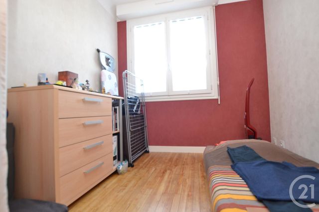 Afficher la photo en grand Appartement F3 à vendre - 3 pièces - 58.0 m2 - RENNES - 35 - BRETAGNE - Century 21 Reine Immobilier