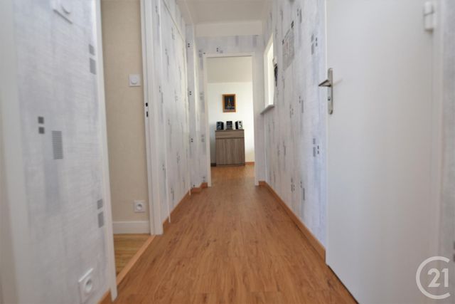 Afficher la photo en grand Appartement F3 à vendre - 3 pièces - 58.0 m2 - RENNES - 35 - BRETAGNE - Century 21 Reine Immobilier