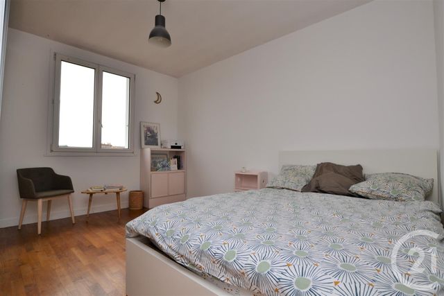 Afficher la photo en grand Appartement F3 à vendre - 3 pièces - 72.94 m2 - RENNES - 35 - BRETAGNE - Century 21 Reine Immobilier