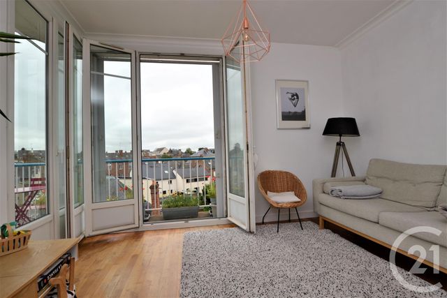 Afficher la photo en grand Appartement F3 à vendre - 3 pièces - 72.94 m2 - RENNES - 35 - BRETAGNE - Century 21 Reine Immobilier