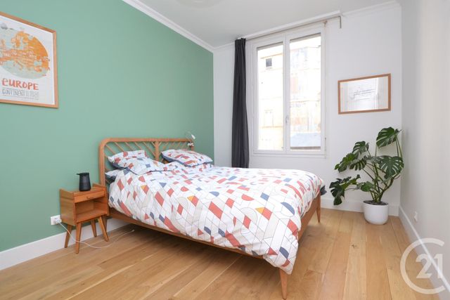 Afficher la photo en grand Appartement T3 à vendre - 3 pièces - 76.85 m2 - RENNES - 35 - BRETAGNE - Century 21 Reine Immobilier