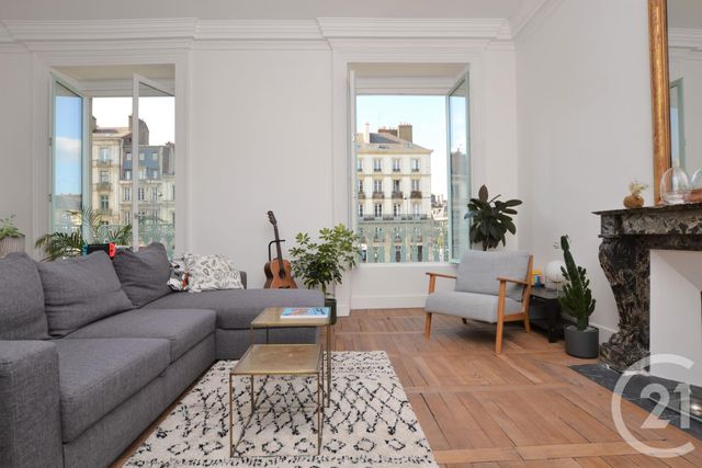 Afficher la photo en grand Appartement T3 à vendre - 3 pièces - 76.85 m2 - RENNES - 35 - BRETAGNE - Century 21 Reine Immobilier