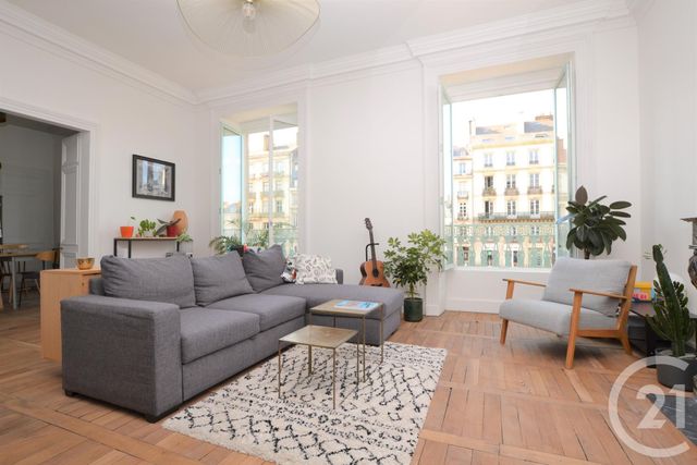 Afficher la photo en grand Appartement T3 à vendre - 3 pièces - 76.85 m2 - RENNES - 35 - BRETAGNE - Century 21 Reine Immobilier