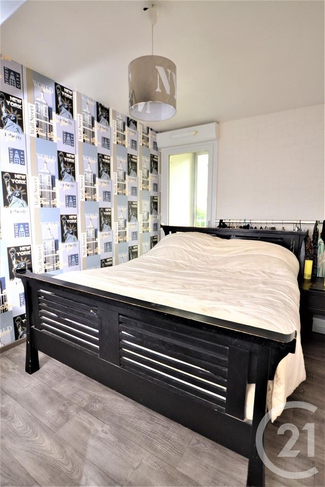 Afficher la photo en grand Appartement F4 à vendre - 4 pièces - 83.5 m2 - RENNES - 35 - BRETAGNE - Century 21 Reine Immobilier
