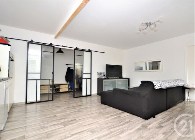 Afficher la photo en grand Appartement F4 à vendre - 4 pièces - 83.5 m2 - RENNES - 35 - BRETAGNE - Century 21 Reine Immobilier