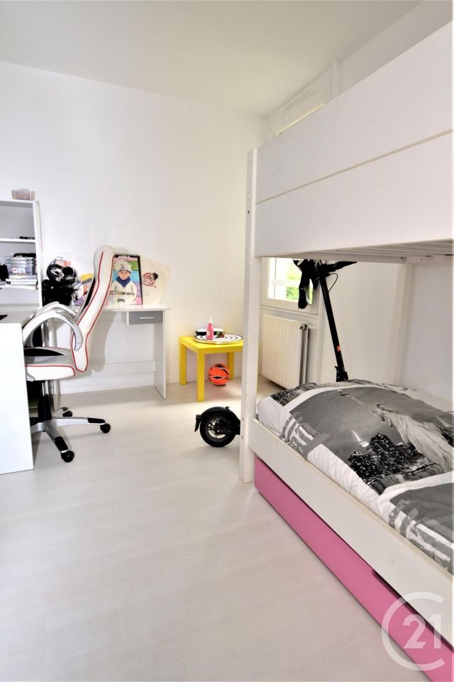 Afficher la photo en grand Appartement F4 à vendre - 4 pièces - 83.5 m2 - RENNES - 35 - BRETAGNE - Century 21 Reine Immobilier