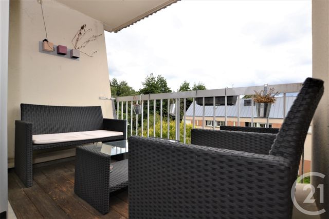 Afficher la photo en grand Appartement F4 à vendre - 4 pièces - 100.0 m2 - RENNES - 35 - BRETAGNE - Century 21 Reine Immobilier