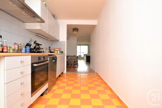 Afficher la photo en grand Appartement F4 à vendre - 4 pièces - 100.0 m2 - RENNES - 35 - BRETAGNE - Century 21 Reine Immobilier
