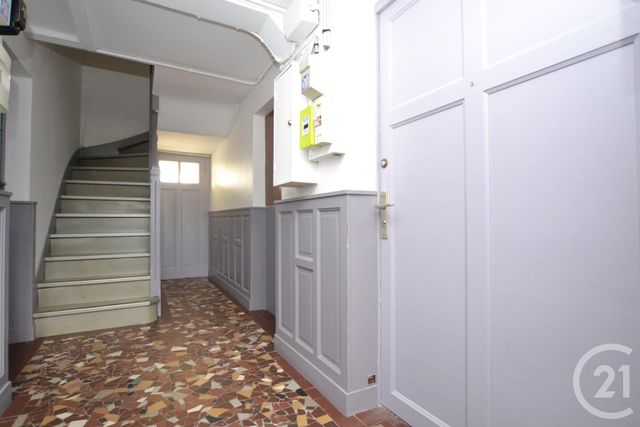 Afficher la photo en grand Appartement T2 à vendre - 2 pièces - 26.0 m2 - RENNES - 35 - BRETAGNE - Century 21 Reine Immobilier