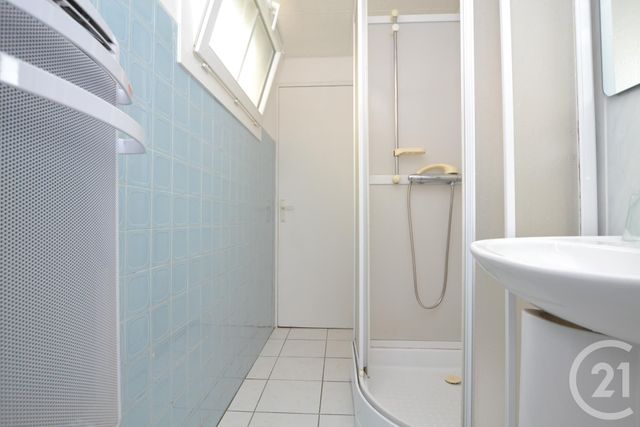 Afficher la photo en grand Appartement T2 à vendre - 2 pièces - 26.0 m2 - RENNES - 35 - BRETAGNE - Century 21 Reine Immobilier