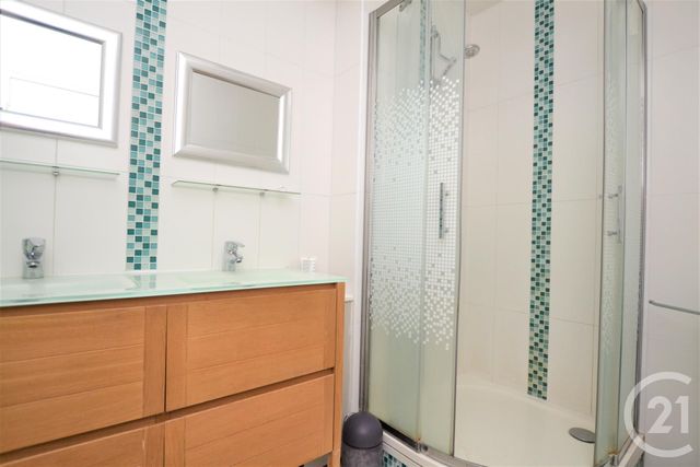 Afficher la photo en grand Appartement F5 à vendre - 5 pièces - 103.43 m2 - RENNES - 35 - BRETAGNE - Century 21 Reine Immobilier