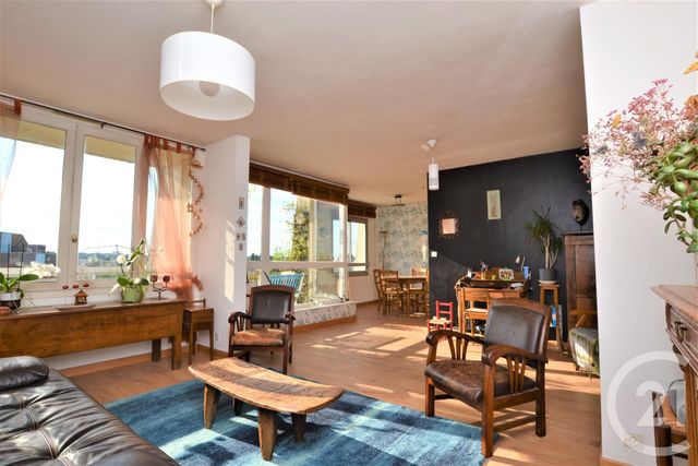 Afficher la photo en grand Appartement F5 à vendre - 5 pièces - 103.43 m2 - RENNES - 35 - BRETAGNE - Century 21 Reine Immobilier