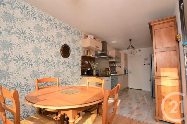 Afficher la photo en grand Appartement F5 à vendre - 5 pièces - 103.43 m2 - RENNES - 35 - BRETAGNE - Century 21 Reine Immobilier