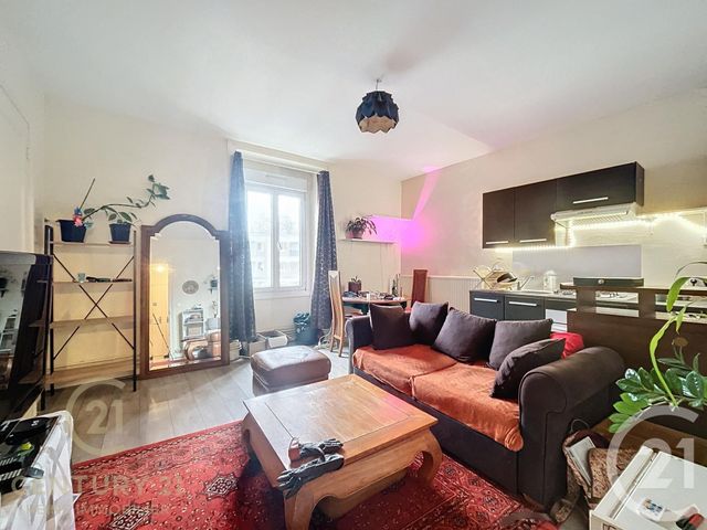 Appartement T2 à vendre - 2 pièces - 40.25 m2 - RENNES - 35 - BRETAGNE - Century 21 Reine Immobilier