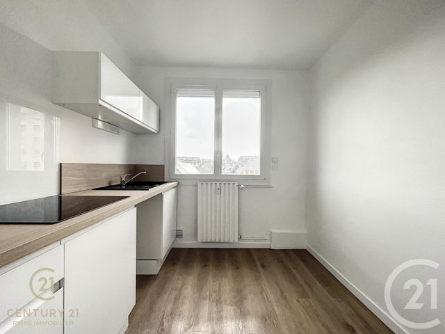 Appartement T5 à vendre - 5 pièces - 93.03 m2 - RENNES - 35 - BRETAGNE - Century 21 Reine Immobilier