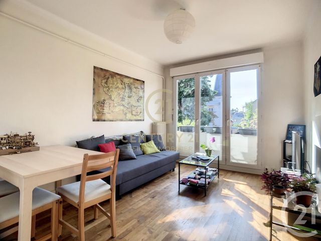 Appartement F2 à vendre - 2 pièces - 45.95 m2 - RENNES - 35 - BRETAGNE - Century 21 Reine Immobilier