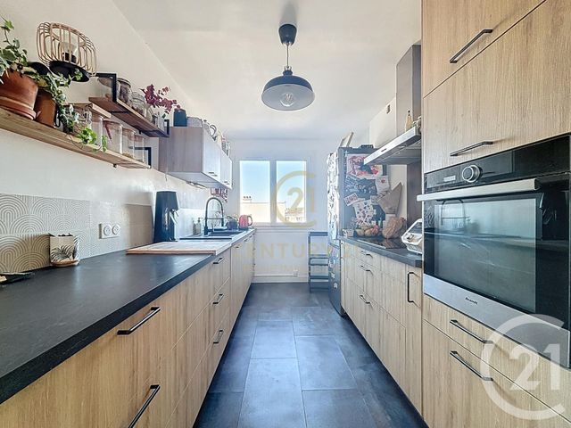 Appartement T4 à vendre - 4 pièces - 90.0 m2 - RENNES - 35 - BRETAGNE - Century 21 Reine Immobilier