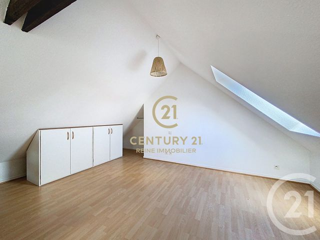 Appartement T2 à vendre - 2 pièces - 27.54 m2 - RENNES - 35 - BRETAGNE - Century 21 Reine Immobilier