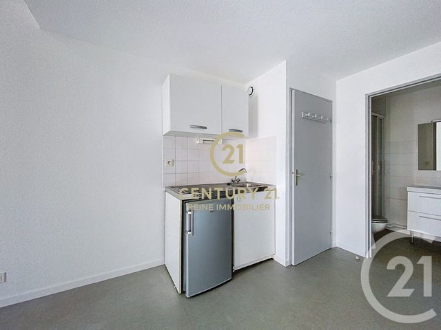 Appartement T2 à vendre - 2 pièces - 27.54 m2 - RENNES - 35 - BRETAGNE - Century 21 Reine Immobilier
