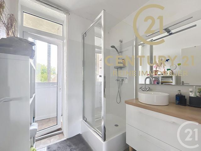 Afficher la photo en grand Appartement T4 à vendre - 4 pièces - 66.22 m2 - RENNES - 35 - BRETAGNE - Century 21 Reine Immobilier