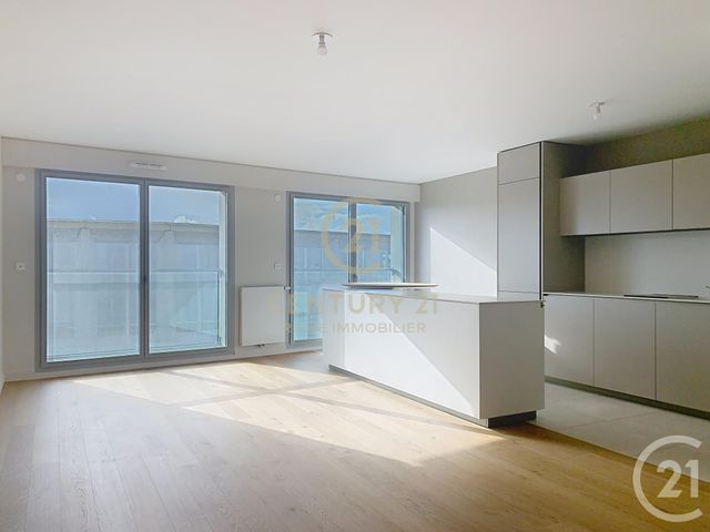 Appartement T4 à louer - 4 pièces - 100.8 m2 - RENNES - 35 - BRETAGNE - Century 21 Reine Immobilier