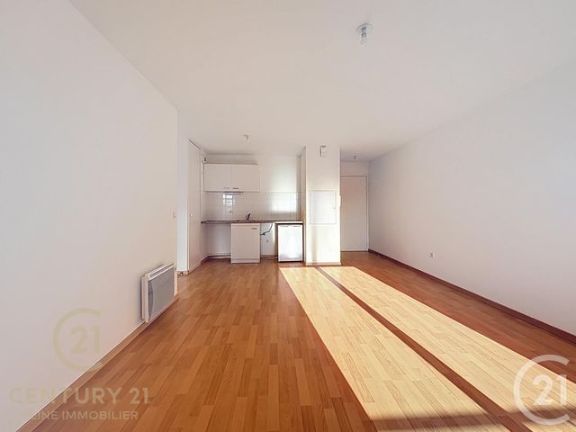 Appartement T2 à vendre - 2 pièces - 42.95 m2 - RENNES - 35 - BRETAGNE - Century 21 Reine Immobilier