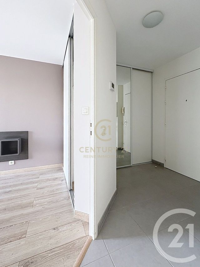 Appartement T2 à louer - 2 pièces - 45.11 m2 - RENNES - 35 - BRETAGNE - Century 21 Reine Immobilier