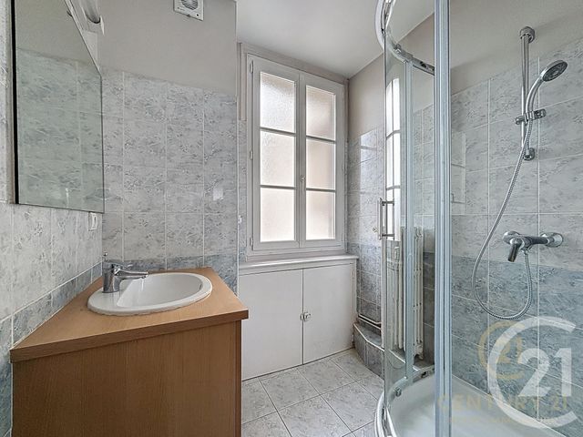 Appartement T3 à vendre - 3 pièces - 65.0 m2 - RENNES - 35 - BRETAGNE - Century 21 Reine Immobilier