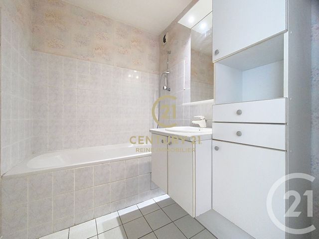 Appartement F3 à vendre - 3 pièces - 67.5 m2 - RENNES - 35 - BRETAGNE - Century 21 Reine Immobilier