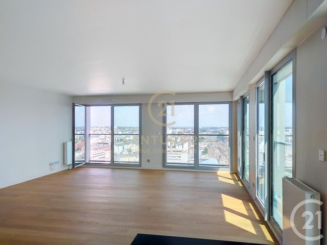 Appartement T3 à louer - 3 pièces - 88.7 m2 - RENNES - 35 - BRETAGNE - Century 21 Reine Immobilier