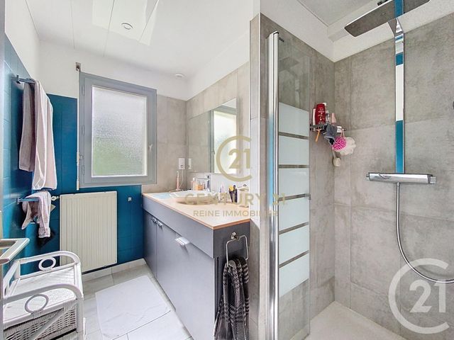 maison à vendre - 6 pièces - 151.9 m2 - VEZIN LE COQUET - 35 - BRETAGNE - Century 21 Reine Immobilier