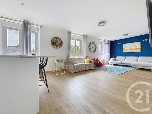 Afficher la photo en grand Appartement F2 à vendre - 2 pièces - 72.75 m2 - RENNES - 35 - BRETAGNE - Century 21 Reine Immobilier