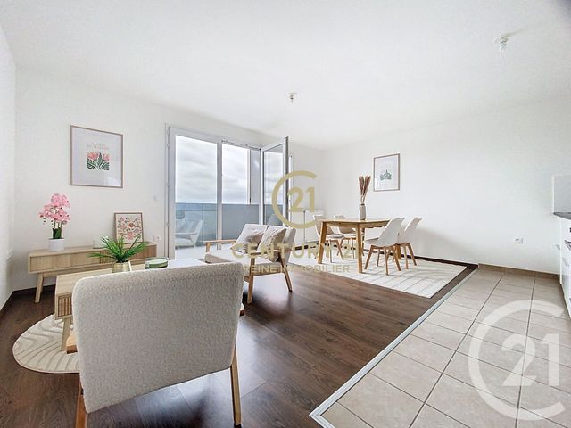 Appartement à vendre - 4 pièces - 78.66 m2 - RENNES - 35 - BRETAGNE - Century 21 Reine Immobilier