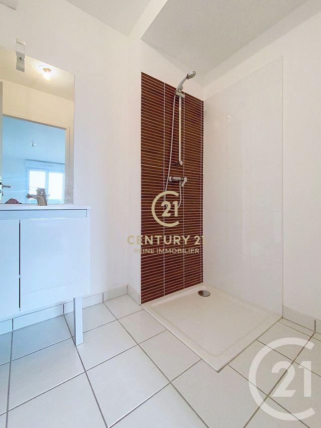 Appartement F4 à vendre - 4 pièces - 78.66 m2 - RENNES - 35 - BRETAGNE - Century 21 Reine Immobilier