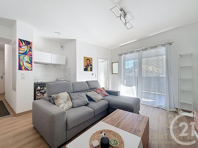 Appartement T2 à vendre - 2 pièces - 43.0 m2 - RENNES - 35 - BRETAGNE - Century 21 Reine Immobilier