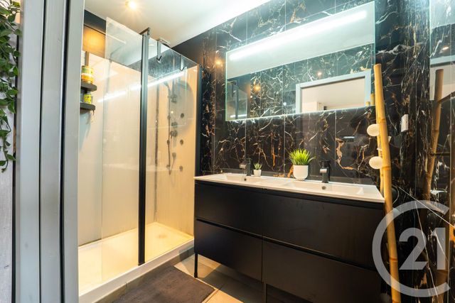 Appartement F3 à vendre - 3 pièces - 48.57 m2 - RENNES - 35 - BRETAGNE - Century 21 Reine Immobilier