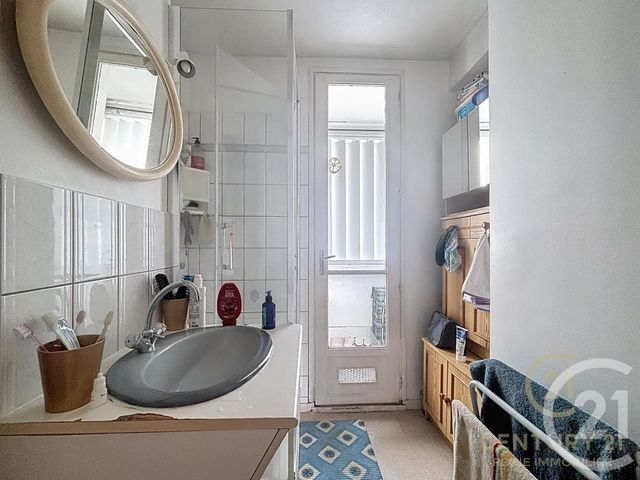 Appartement T3 à vendre - 3 pièces - 59.67 m2 - RENNES - 35 - BRETAGNE - Century 21 Reine Immobilier